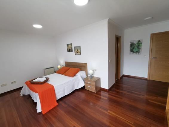 Apartamento Carrera Apartment Caldas De Reis Luaran gambar