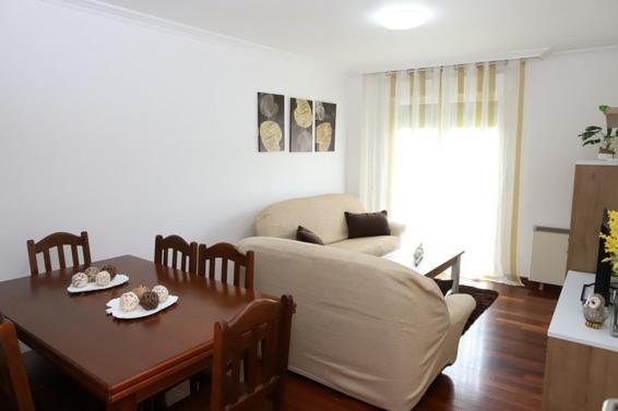 Apartamento Carrera Apartment Caldas De Reis Luaran gambar