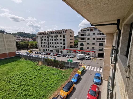 Apartamento Carrera Apartment Caldas De Reis Luaran gambar